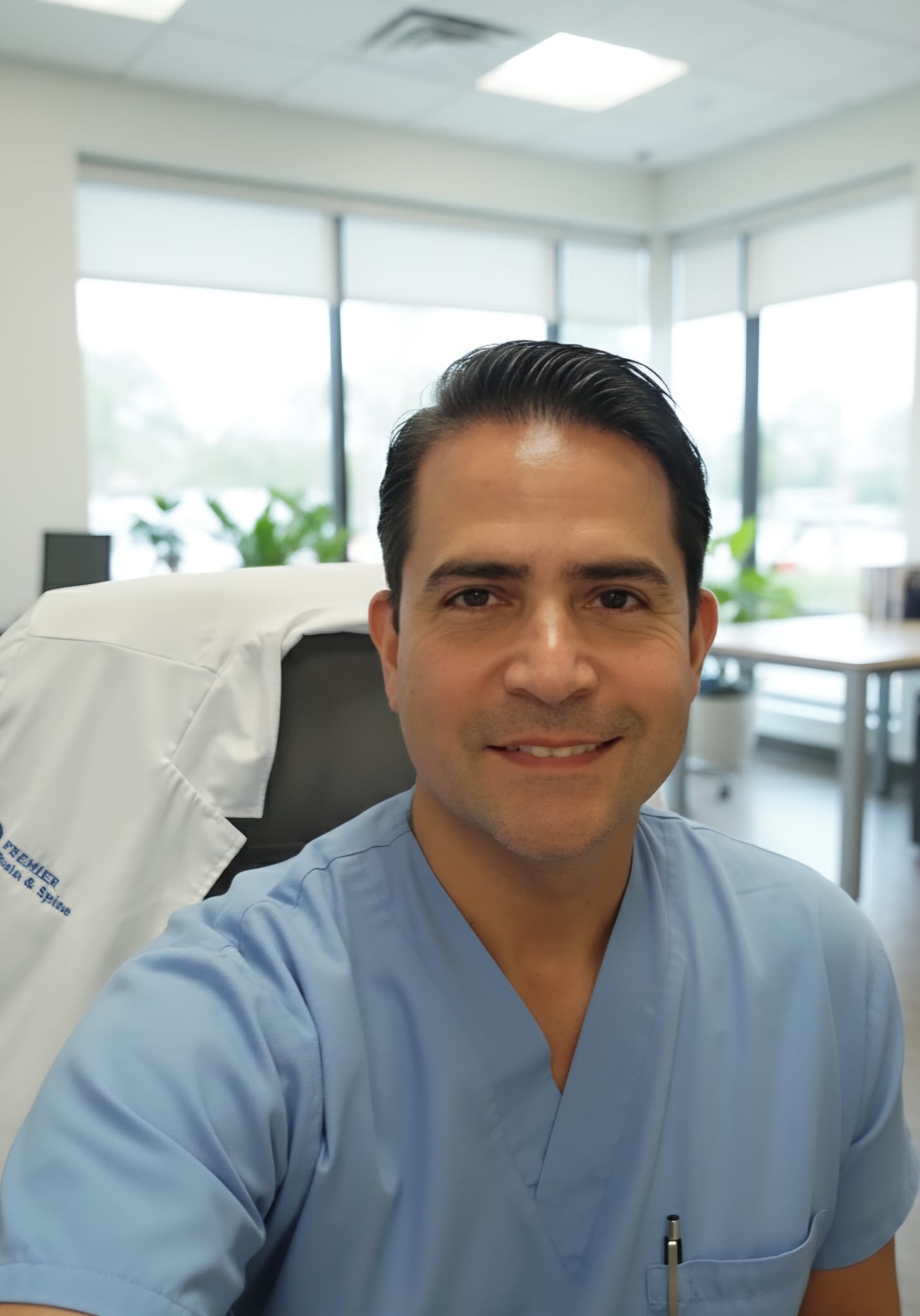 Dr. Sergio D. Chacin Romero